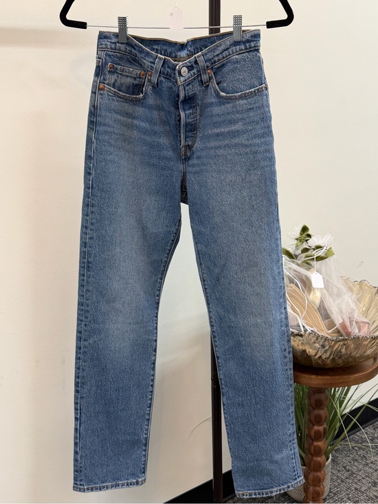 Levi's Denim - Levi's Straight Leg Jeans - Medium Blue
